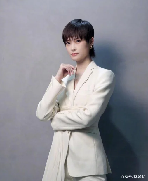 李宇春现在身体状况(健康如初)(李宇春的身体现在怎么样了？)-第5张图片-爱游哥学习网