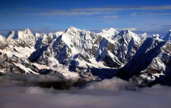 珠峰科考队成功登顶的意义？-第11张图片-爱游哥学习网