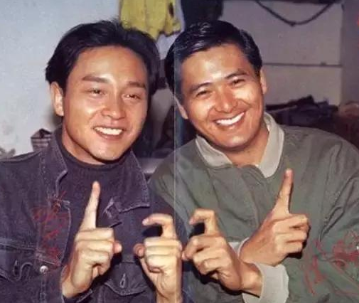 周润发老婆多大了？周润发的老婆是谁(周润发老婆是干嘛的)-第3张图片-爱游哥学习网