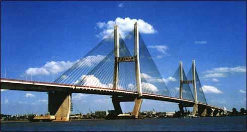 重庆长江二桥在哪里(重庆长江二桥的介绍)