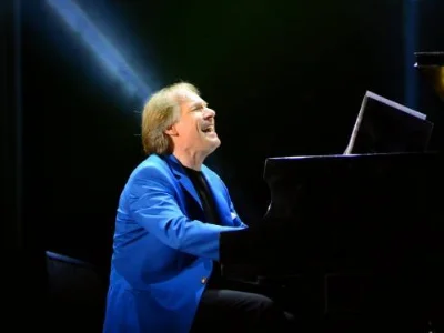 理查德克莱德曼的名曲与简介(理查德克莱德曼的个人简介？)-第3张图片-爱游哥学习网