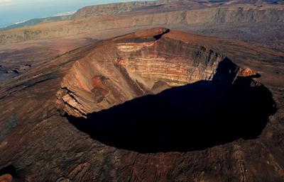 世界上最大的火山是哪一座 世界上最大的火山是什么