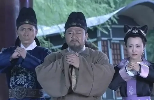 《神探狄仁杰》狄仁杰为什么被满门抄斩？