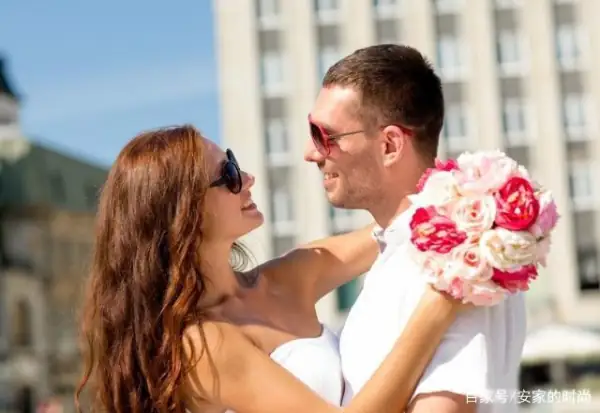 能不能不要说的介绍(能不能不要说歌词 五月天 能不能不要说LRC歌词)-第12张图片-爱游哥学习网