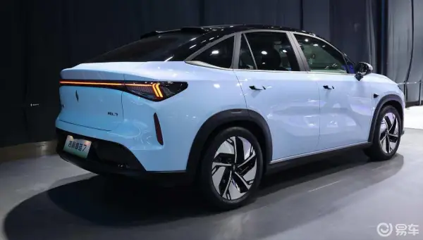 上海车展2013还能开吗(上海什么时候有车展)-第6张图片-爱游哥学习网