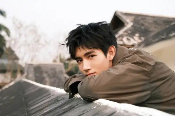 陈飞宇阿瑟是什么意思(阿瑟陈飞宇父母)-第11张图片-爱游哥学习网