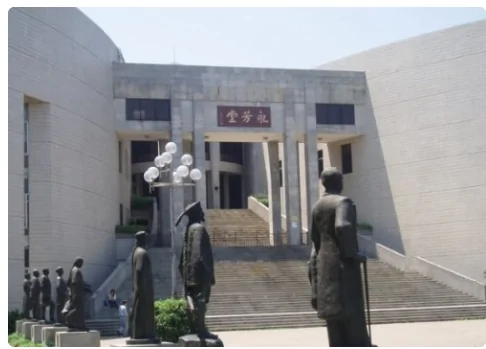 中国最诡异的三大禁地(请问在中国历史上发生过哪些神秘和诡异的事情？)-第9张图片-爱游哥学习网