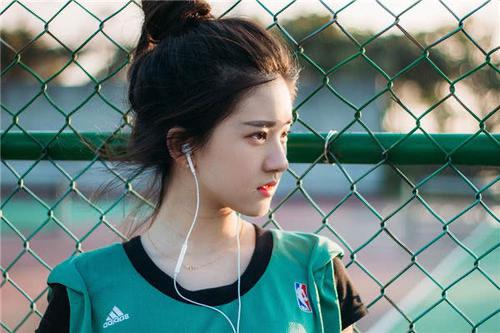 吴磊和赵露思什么时候官宣的(赵露思和吴磊突然官宣恋情,是真的吗？)-第10张图片-爱游哥学习网