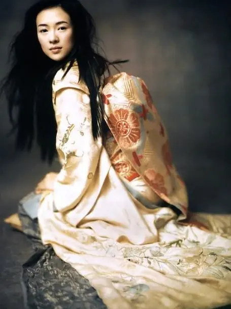 窦骁何超莲怎么认识的,何超莲为什么能看上窦骁(何超莲看上窦骁哪点了？)-第6张图片-爱游哥学习网