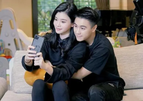 姚安娜为什么不随父姓？姚安娜为什么不随爸爸姓？-第7张图片-爱游哥学习网