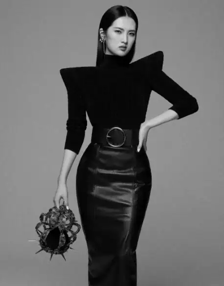 姚安娜为什么不随父姓？姚安娜为什么不随爸爸姓？-第6张图片-爱游哥学习网