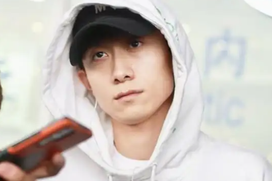 张一山最近的消息(张一山最近是否有代言？)-第6张图片-爱游哥学习网