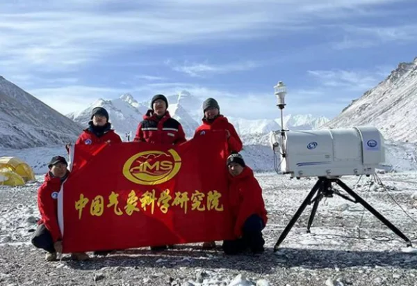 珠峰科考队成功登顶的意义？-第13张图片-爱游哥学习网