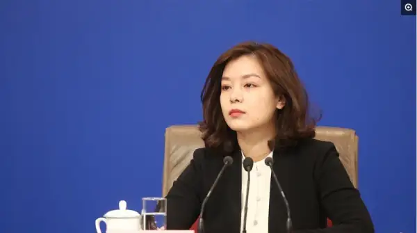 女翻译官张京个人资料(女翻译张京的父母是干什么的？)-第13张图片-爱游哥学习网