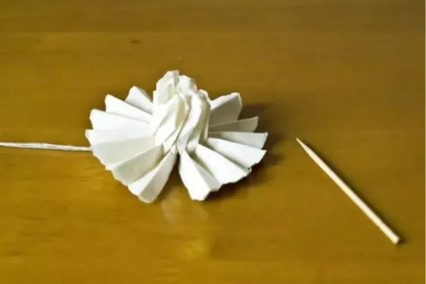 手工小白花的制作方法(简易小白花的制作方法)-第4张图片-爱游哥学习网