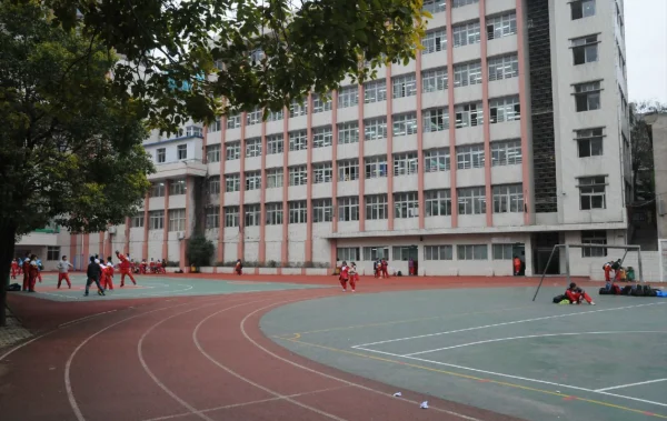 长沙县星沙中学晚自习(长沙县泉塘中学和星沙中学哪个好)-第2张图片-爱游哥学习网