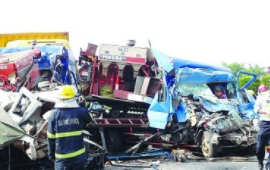 江苏盐城重大交通事故已致11死,导致此起事故的原因是是什么？-第5张图片-爱游哥学习网