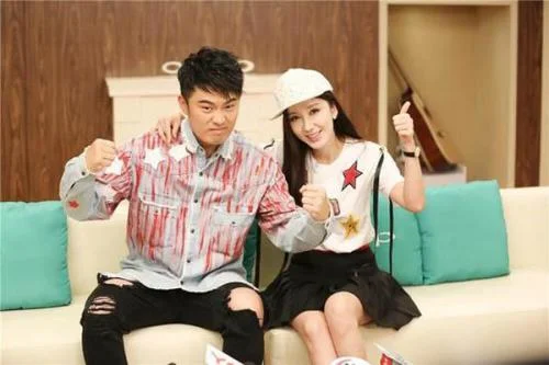 陈赫火锅店发道歉声明,声明的内容是什么？-第22张图片-爱游哥学习网