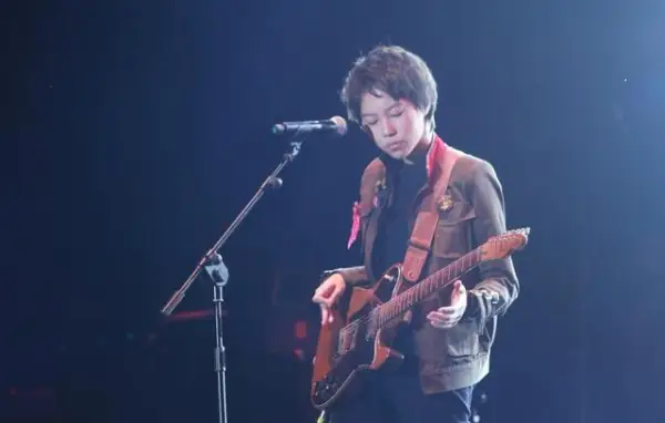 王菲与窦靖童和音的是什么歌-第10张图片-爱游哥学习网