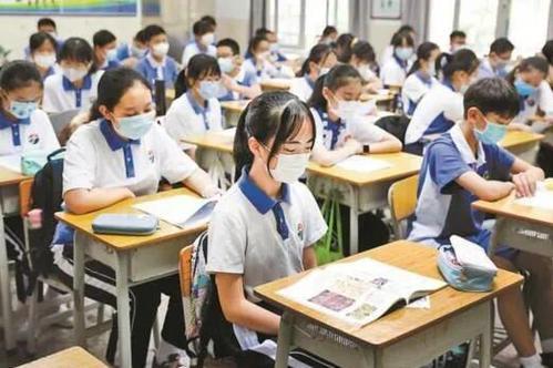 北京考生被高考数学难哭了,今年北京数学卷的难度究竟怎么样？-第2张图片-爱游哥学习网