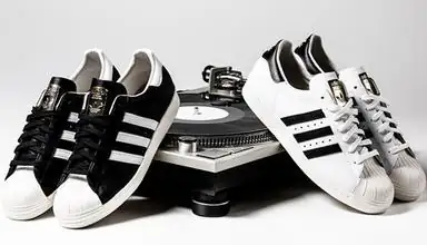 阿迪达斯三叶草怎么分别-第6张图片-爱游哥学习网