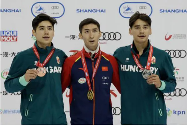 刘少林和刘少昂是不是双胞胎(刘少林刘少昂多大了)-第12张图片-爱游哥学习网