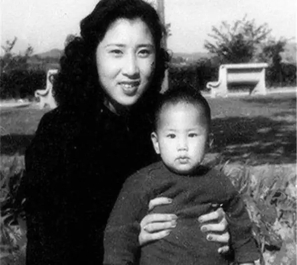 张灵甫与王玉玲合葬吗(王玉玲是怎么嫁给张灵甫的)-第6张图片-爱游哥学习网