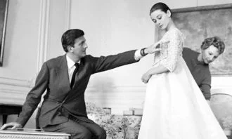 跪求奥黛丽赫本的窈窕淑女(奥黛丽●赫本与《窈窕淑女》)-第3张图片-爱游哥学习网