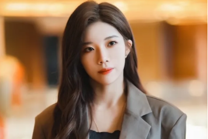 沈梦瑶是谁(网红主播沈梦瑶个人资料微博大尺度生活私照汇总)-第14张图片-爱游哥学习网