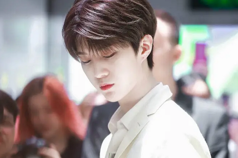 被遗忘的时光歌词 被遗忘的时光歌简介(被遗忘的时光在哪播)-第3张图片-爱游哥学习网