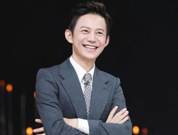 李维嘉的身高有多少(何炅和李维嘉的身高是多少？)-第11张图片-爱游哥学习网