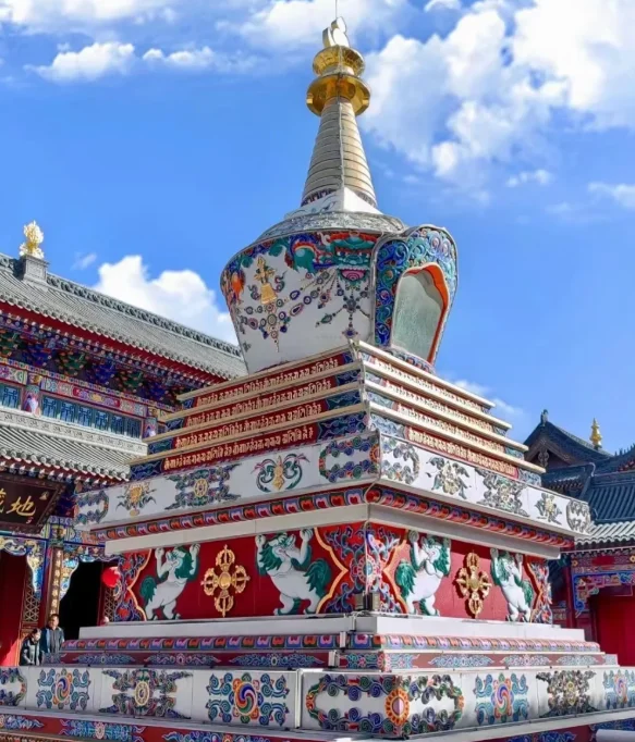 五台山为什么又叫五爷庙(到了五台山怎么去五爷庙)-第7张图片-爱游哥学习网