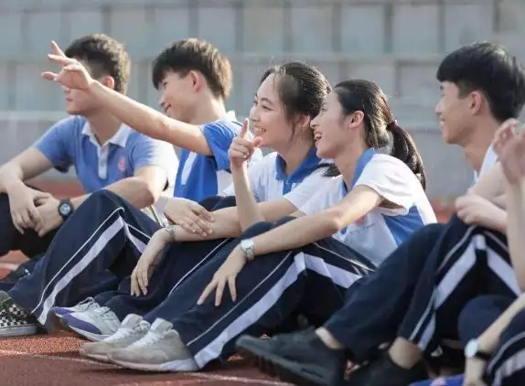 关于河北衡水一中(河北衡水一中怎么样)-第16张图片-爱游哥学习网