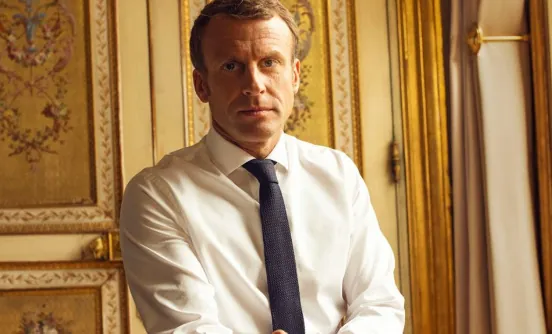 马克龙夫妇新书在哪看(马克龙夫妇是如何修成的？)-第9张图片-爱游哥学习网