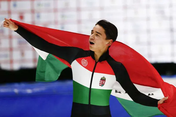 刘少林和刘少昂是不是双胞胎(刘少林刘少昂多大了)-第11张图片-爱游哥学习网