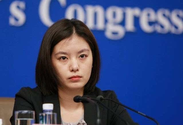 女翻译官张京个人资料(女翻译张京的父母是干什么的？)-第10张图片-爱游哥学习网